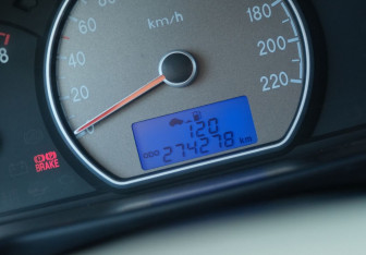 Подержанный автомобиль Hyundai Elantra Sedan 2008 года (17 фото)