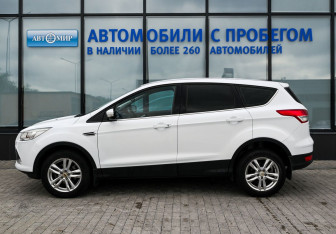 Подержанный автомобиль Ford Kuga 2014 года (2 фото)