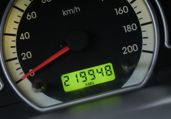 Подержанный автомобиль Daewoo Nexia Sedan 2011 года (15 фото)