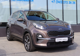 Подержанный автомобиль Kia Sportage 2021 года (7 фото)