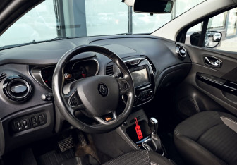 Подержанный автомобиль Renault Kaptur 2017 года (16 фото)