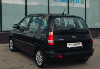 Подержанный автомобиль Hyundai Matrix 2005 года (3 фото)