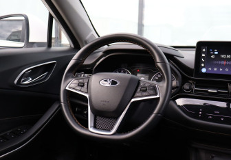 Подержанный автомобиль Москвич 3 2025 года (18 фото)