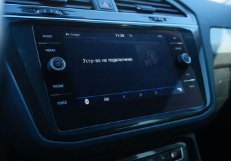 Подержанный автомобиль Volkswagen Tiguan 2020 года (12 фото)