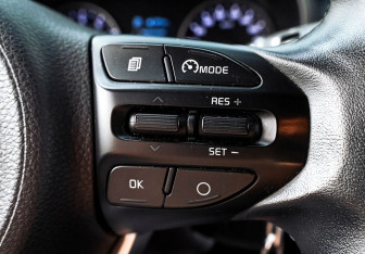 Подержанный автомобиль Kia Rio Hatchback 2020 года (13 фото)