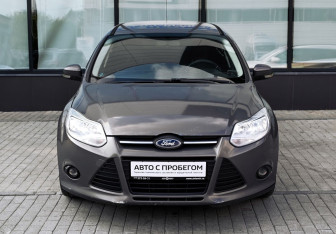 Подержанный автомобиль Ford Focus Wagon 2012 года (8 фото)