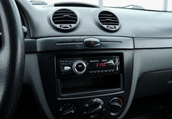 Подержанный автомобиль Chevrolet Lacetti Hatchback 2008 года (12 фото)