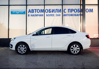 Подержанный автомобиль LADA (ВАЗ) Vesta Sedan 2023 года (2 фото)