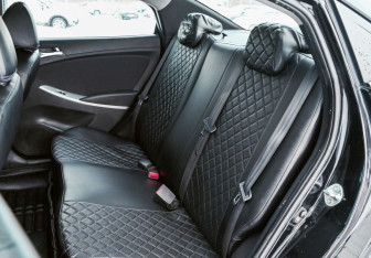 Подержанный автомобиль Hyundai Solaris Sedan 2013 года (19 фото)