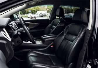 Подержанный автомобиль Nissan Murano Suv 2018 года (16 фото)