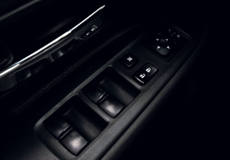 Подержанный автомобиль Mitsubishi Outlander 2013 года (12 фото)