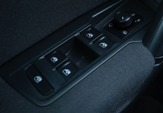 Подержанный автомобиль Volkswagen Tiguan 2018 года (11 фото)