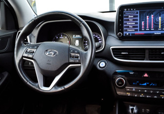 Подержанный автомобиль Hyundai Tucson 2018 года (12 фото)