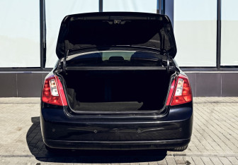 Подержанный автомобиль Chevrolet Lacetti Sedan 2008 года (18 фото)