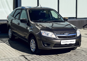 Подержанный автомобиль LADA (ВАЗ) Granta Sedan 2018 года (7 фото)