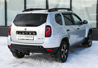 Подержанный автомобиль Renault Duster 2020 года (5 фото)