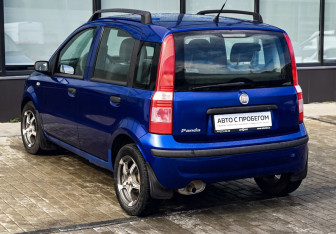 Подержанный автомобиль Fiat Panda Hatchback 2007 года (3 фото)