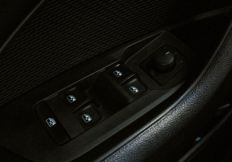 Подержанный автомобиль Skoda Octavia Liftback 2020 года (12 фото)