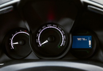 Подержанный автомобиль LADA (ВАЗ) XRAY 2017 года (14 фото)