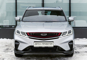 Подержанный автомобиль Geely Coolray 2021 года (8 фото)