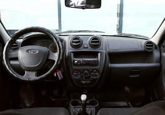 Подержанный автомобиль LADA (ВАЗ) Granta Liftback 2017 года (15 фото)