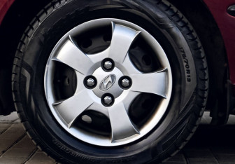 Подержанный автомобиль Hyundai Accent Sedan 2007 года (19 фото)