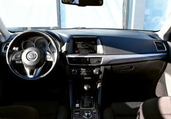 Подержанный автомобиль Mazda CX-5 2015 года (18 фото)