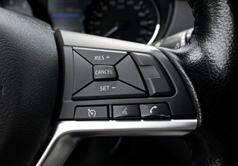 Подержанный автомобиль Nissan X-Trail 2021 года (13 фото)