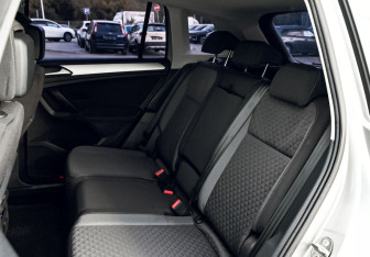Подержанный автомобиль Volkswagen Tiguan 2020 года (17 фото)