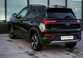 Подержанный автомобиль Москвич 3 2023 года (3 фото)