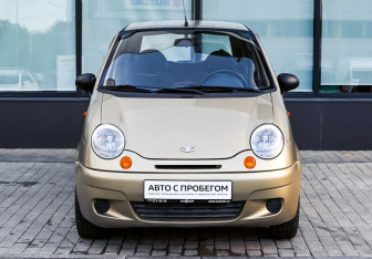 Подержанный автомобиль Daewoo Matiz 2008 года (8 фото)
