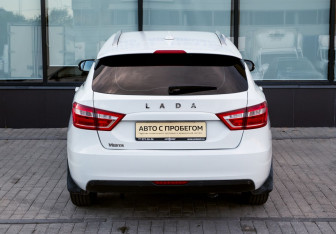 Подержанный автомобиль LADA (ВАЗ) Vesta Wagon 2021 года (4 фото)