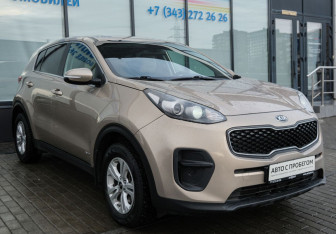 Подержанный автомобиль Kia Sportage 2018 года (7 фото)