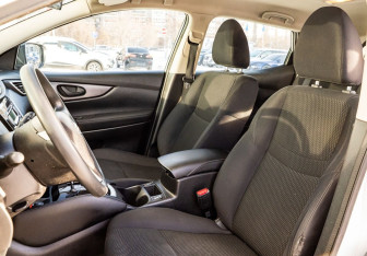 Подержанный автомобиль Nissan Qashqai 2016 года (16 фото)