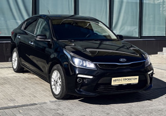 Подержанный автомобиль Kia Rio Sedan 2020 года (7 фото)