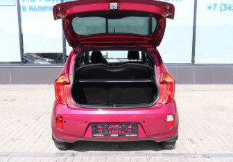 Подержанный автомобиль Kia Picanto 2014 года (18 фото)