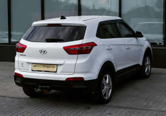 Подержанный автомобиль Hyundai Creta 2018 года (5 фото)