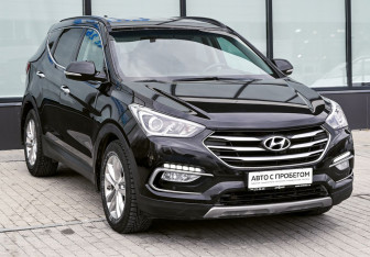 Подержанный автомобиль Hyundai Santa Fe 2017 года (7 фото)