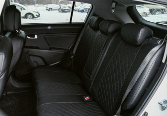 Подержанный автомобиль Kia Sportage 2014 года (17 фото)