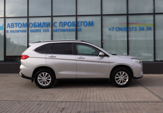 Подержанный автомобиль Haval M6 2024 года (6 фото)