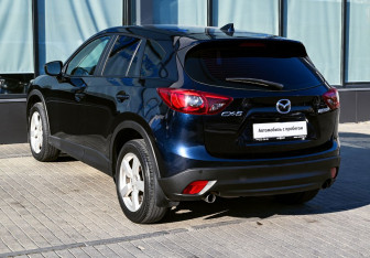 Подержанный автомобиль Mazda CX-5 2015 года (3 фото)