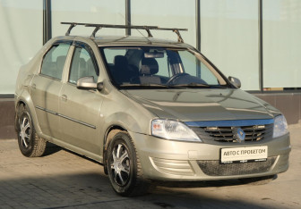 Подержанный автомобиль Renault Logan Sedan 2013 года (7 фото)