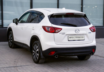 Подержанный автомобиль Mazda CX-5 2014 года (3 фото)