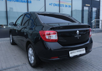 Подержанный автомобиль Renault Logan Sedan 2021 года (3 фото)