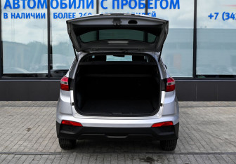 Подержанный автомобиль Hyundai Creta 2019 года (20 фото)