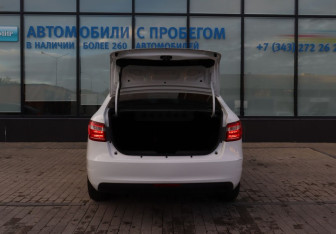 Подержанный автомобиль LADA (ВАЗ) Vesta Sedan 2021 года (20 фото)