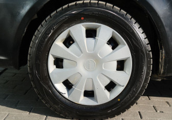 Подержанный автомобиль Geely GC6 2014 года (19 фото)