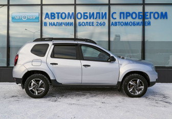 Подержанный автомобиль Renault Duster 2020 года (6 фото)