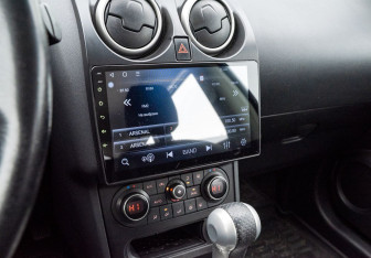 Подержанный автомобиль Nissan Qashqai 2013 года (16 фото)