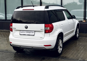 Подержанный автомобиль Skoda Yeti 2016 года (5 фото)